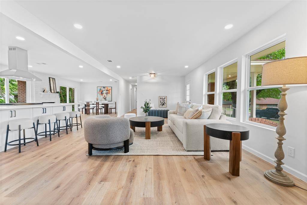 Dallas, TX 75232,729 Town Creek Drive