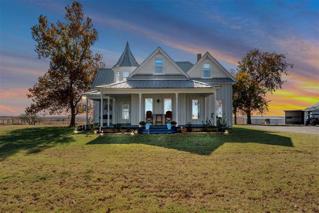 Bellevue, TX 76228,945 Quarter Horse Lane