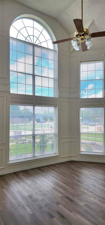 Mesquite, TX 75150,716 Violet Court