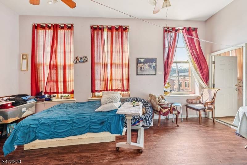 Paterson City, NJ 07501,18 Market Street #301