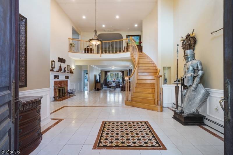 Clark Twp., NJ 07066,24 Woodland Rd