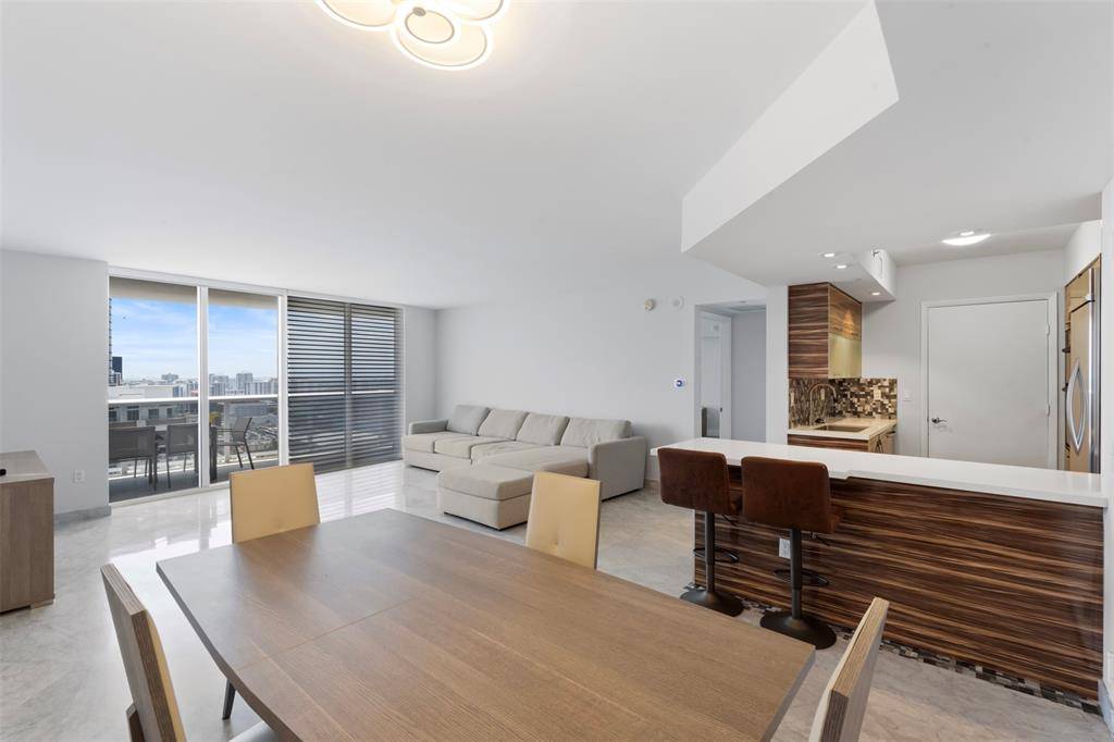 Sunny Isles Beach, FL 33160,18911 Collins Ave #3003