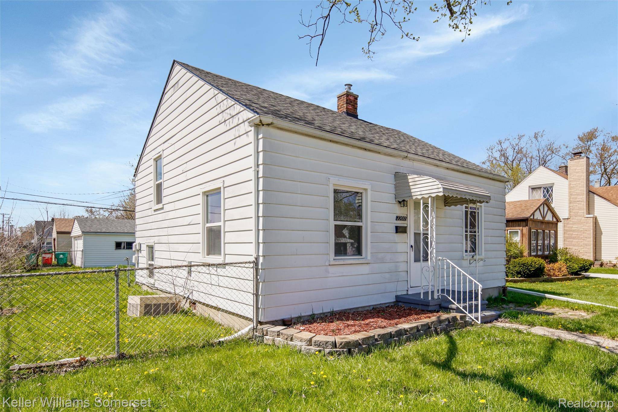 Eastpointe, MI 48021,22005 Rausch AVE