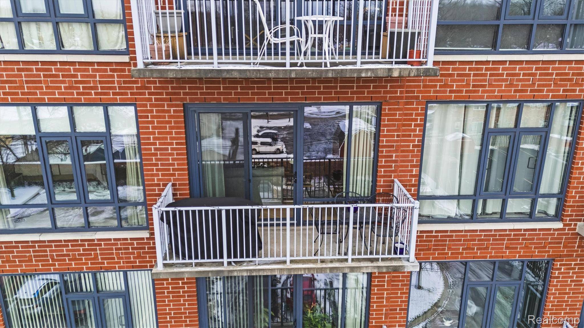 Royal Oak, MI 48067,101 Curry AVE #512