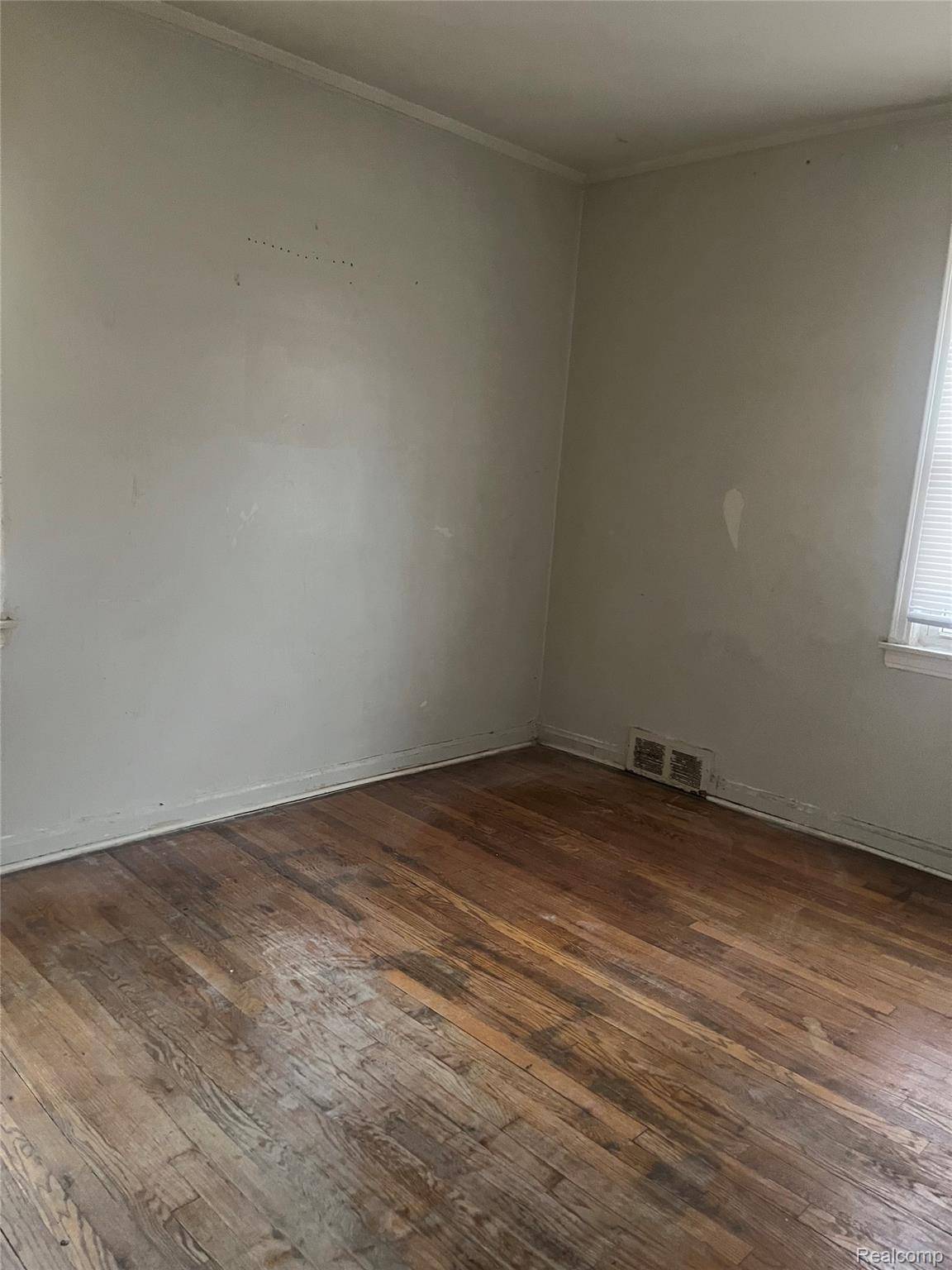 Detroit, MI 48223,15776 Evergreen RD