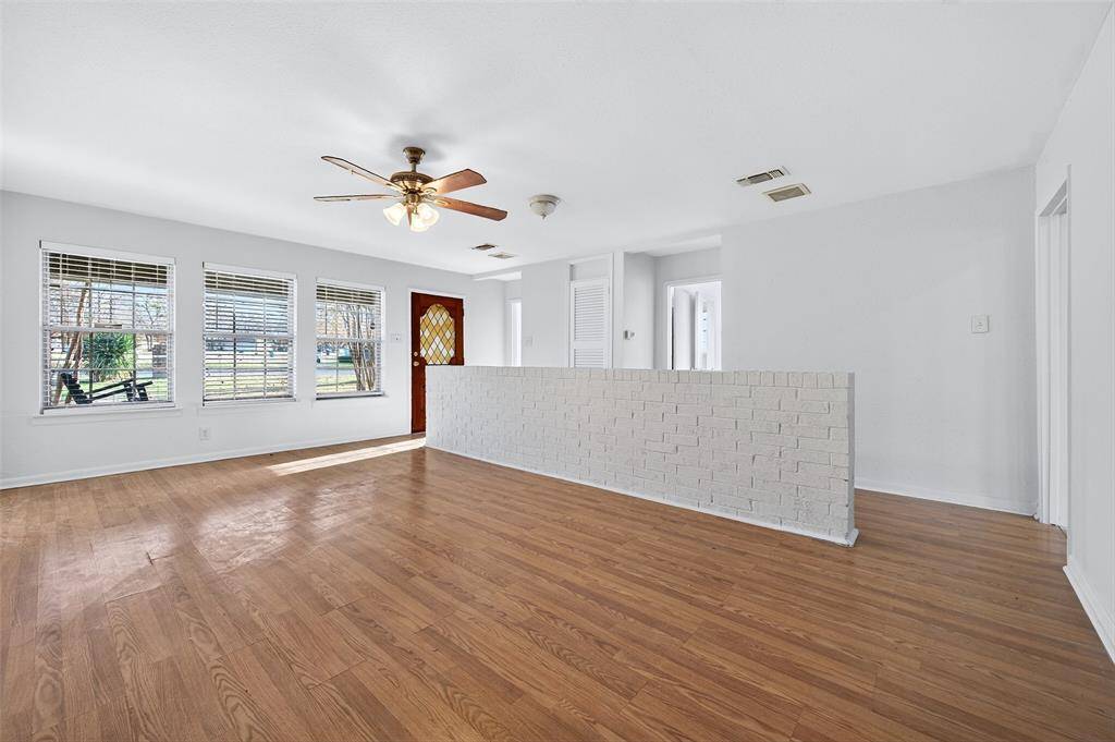 Lake Kiowa, TX 76240,234 Navajo Trail W