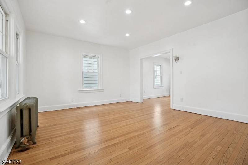 Bloomfield Twp., NJ 07003,110 N 17Th St