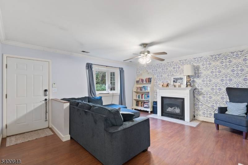 Glen Gardner Boro, NJ 08826,11 Carol Ct