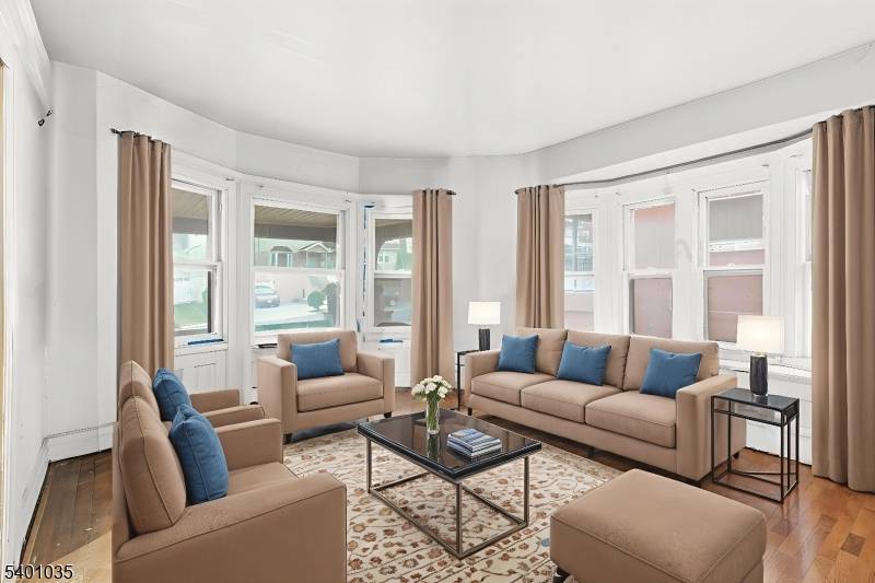 Newark City, NJ 07112,277 Meeker Ave