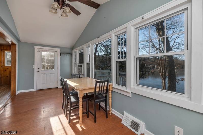 Ringwood Boro, NJ 07456,103 Upper Lakeview Ave