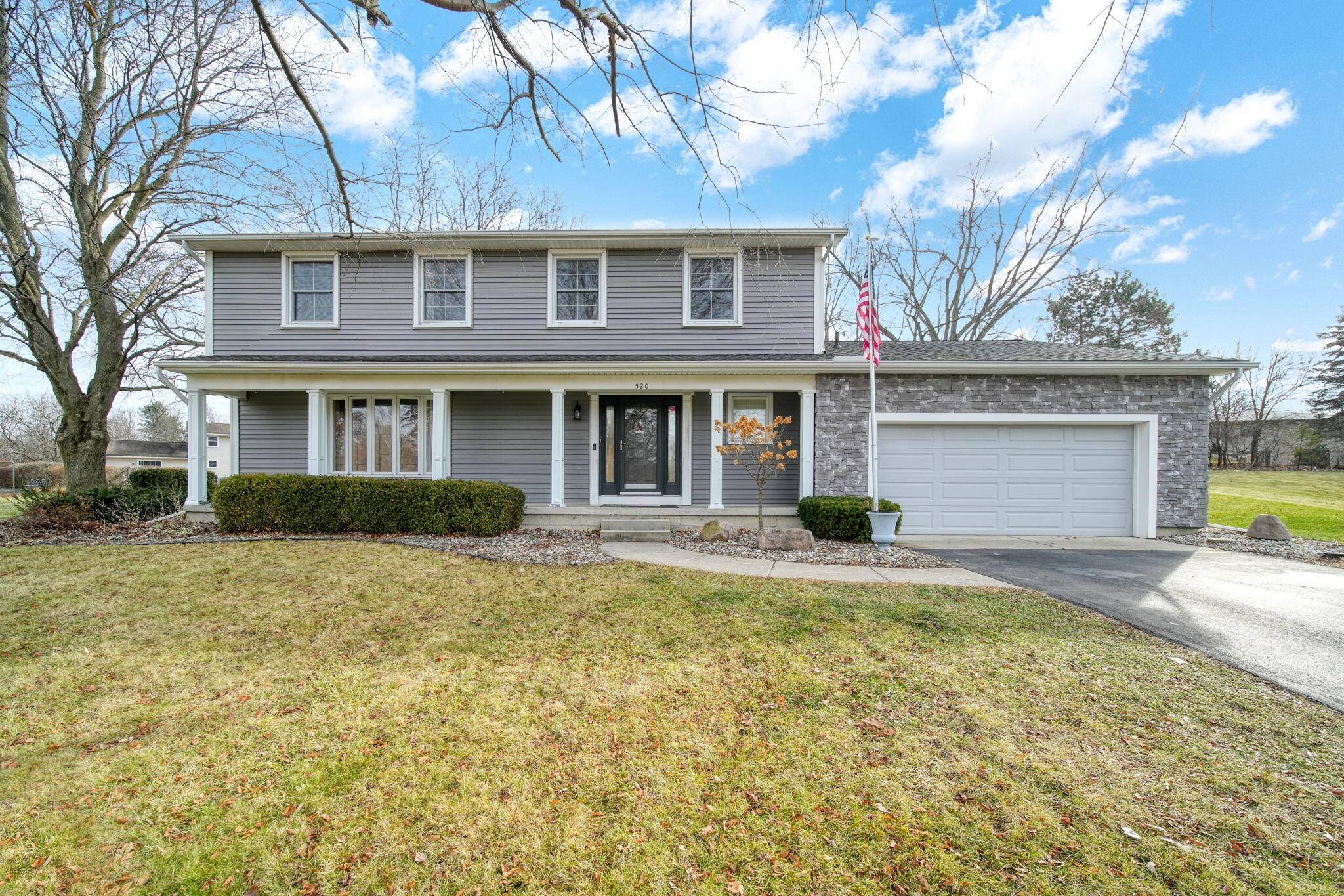 Adrian, MI 49221,520 Meadowbrook DR