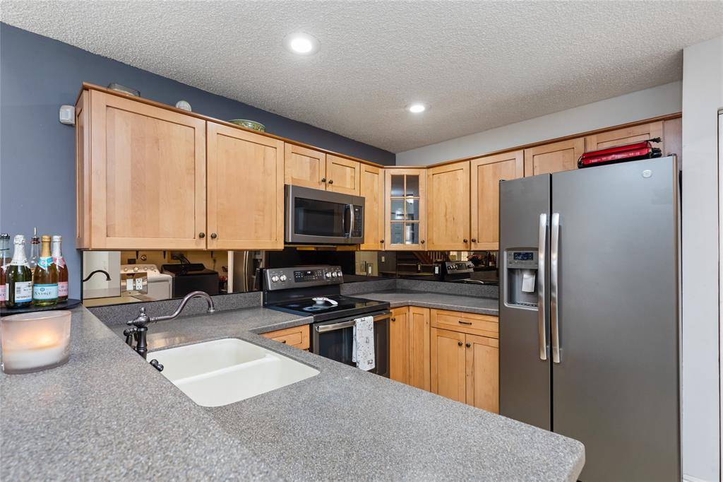 North Lauderdale, FL 33068,7108 Sportsmans Dr #7108