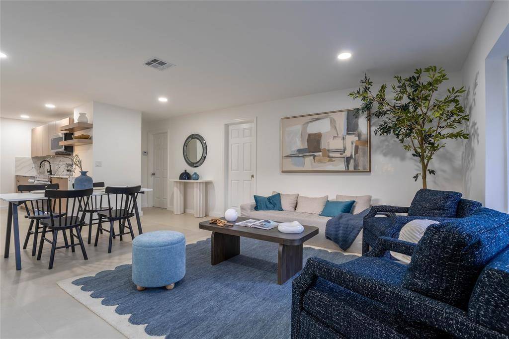 Oakland Park, FL 33334,770 NE 34TH COURT