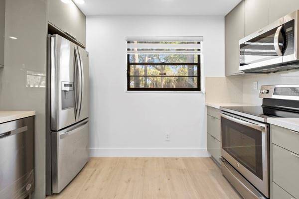 Tamarac, FL 33319,6085 N Sabal Palm Blvd #109