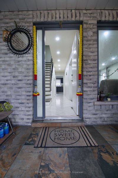 Mississauga, ON L5R 3E8,5125 Salishan CIR