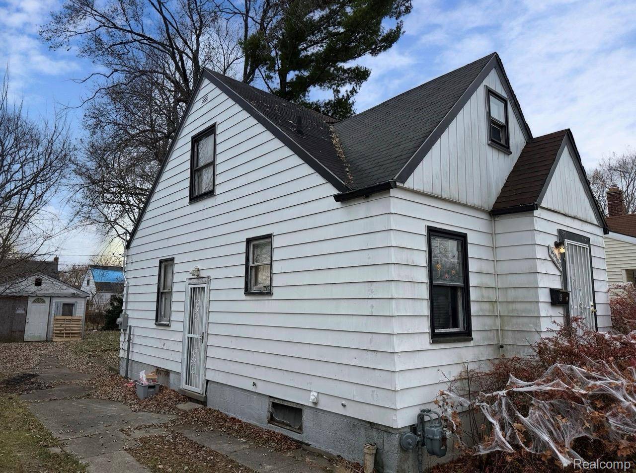 Detroit, MI 48205,15900 Coram ST