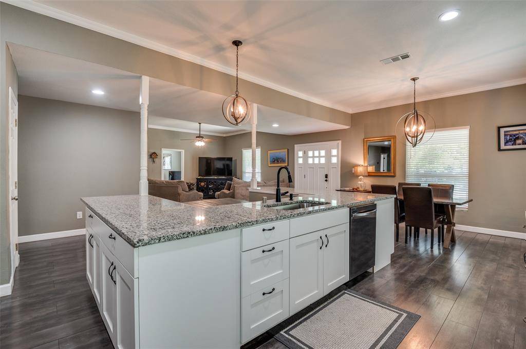 Waxahachie, TX 75165,411 E Ross Street