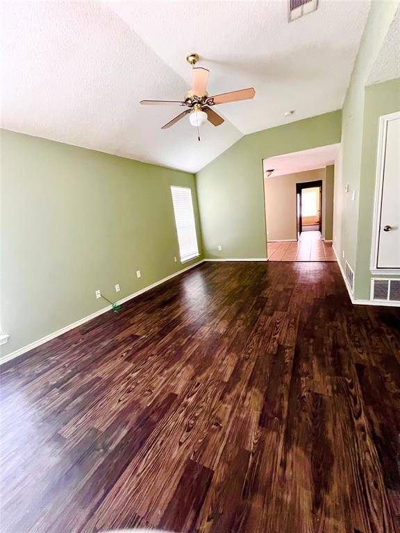 Dallas, TX 75227,9412 Jill Lane