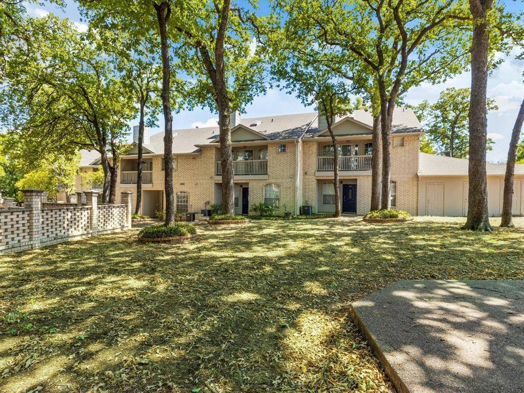 Euless, TX 76039,1501 Cedar Elm Drive #201