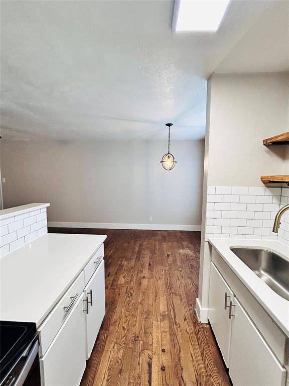 Dallas, TX 75224,2211 S Vernon Avenue #207