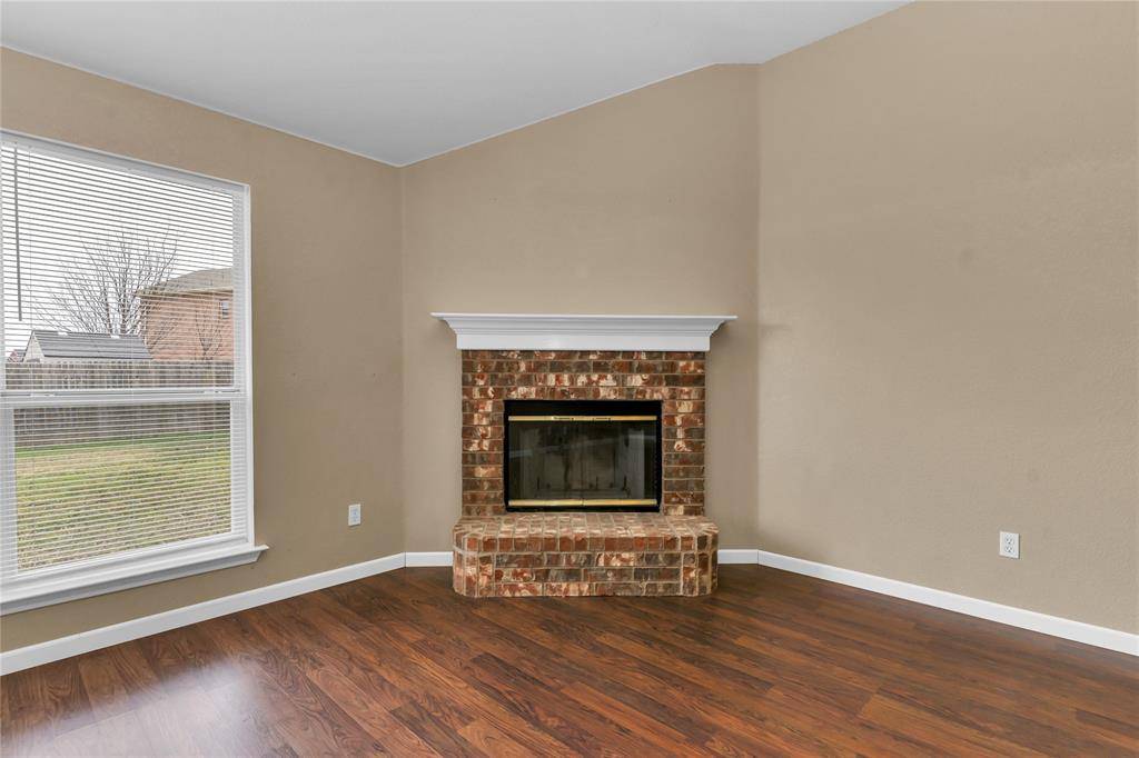 Arlington, TX 76002,324 Kingfisher Lane