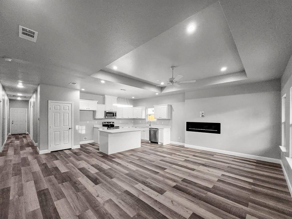 Greenville, TX 75401,1223 Wesley Street