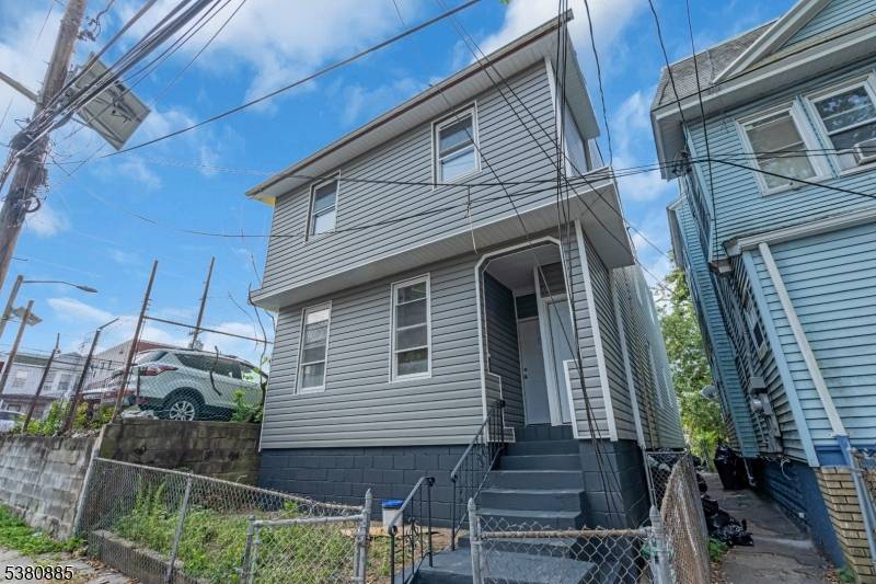 Irvington Twp., NJ 07111,9 Highland Ter