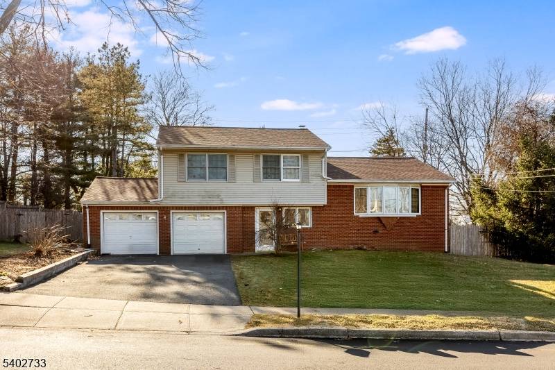 Wayne Twp., NJ 07470,18 Stanford Pl