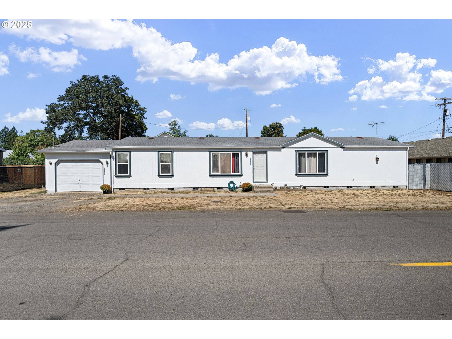 Veneta, OR 97487,25017 DUNHAM AVE