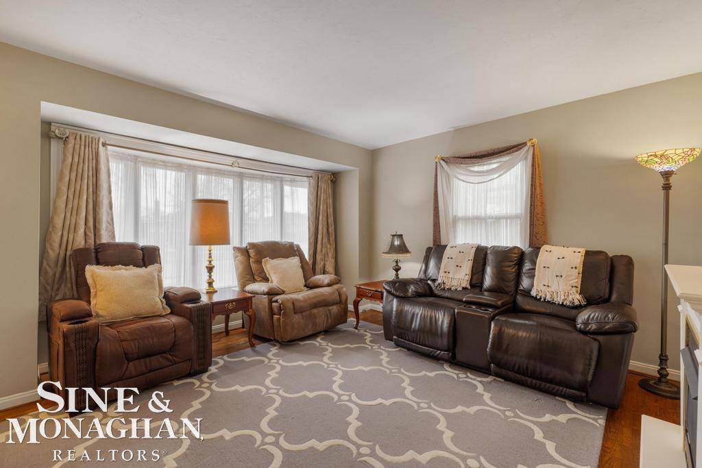 Saint Clair Shores, MI 48080,22725 Rosedale CT