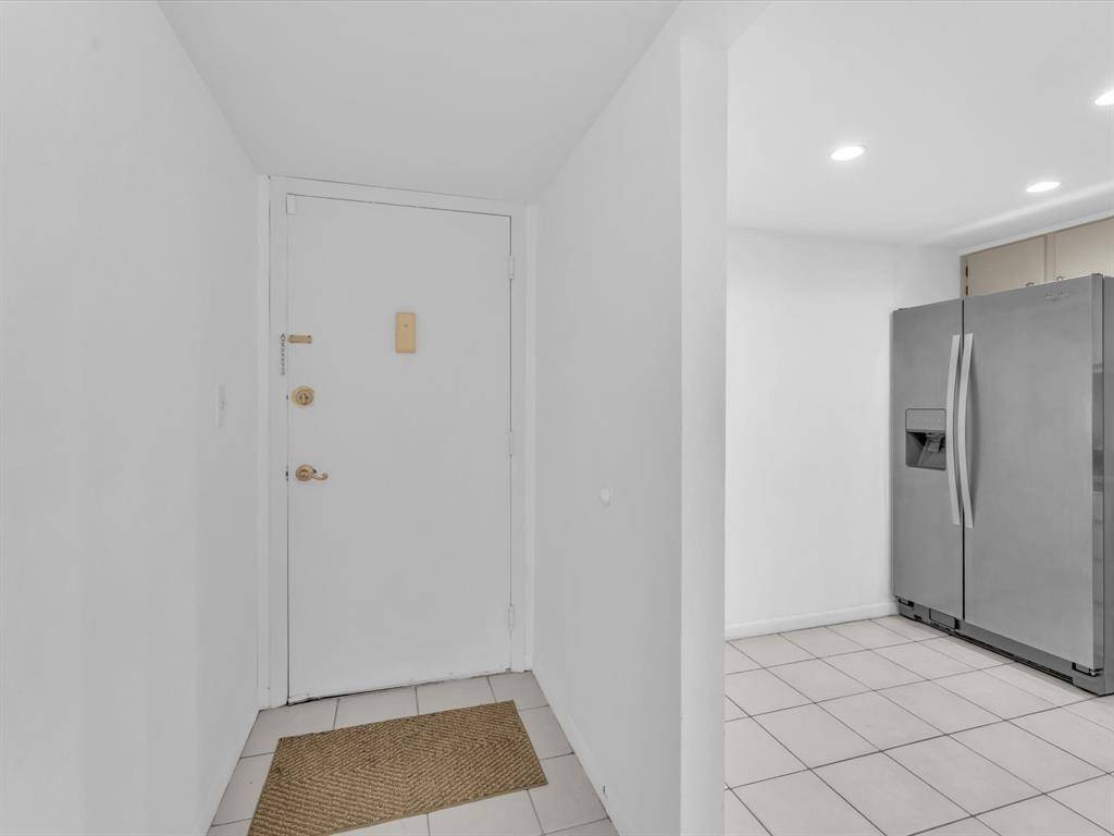 Tamarac, FL 33321,7750 W Mcnab Rd #202