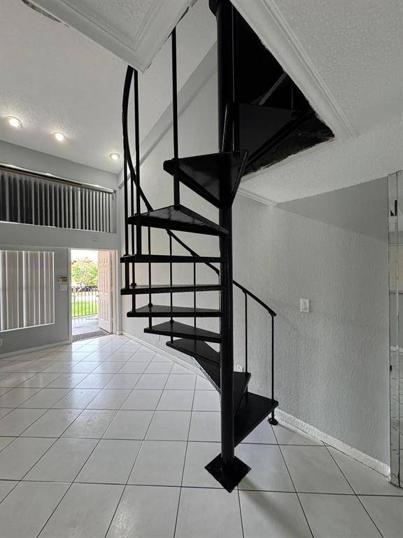 Lauderhill, FL 33313,4121 NW 26th Street #T20