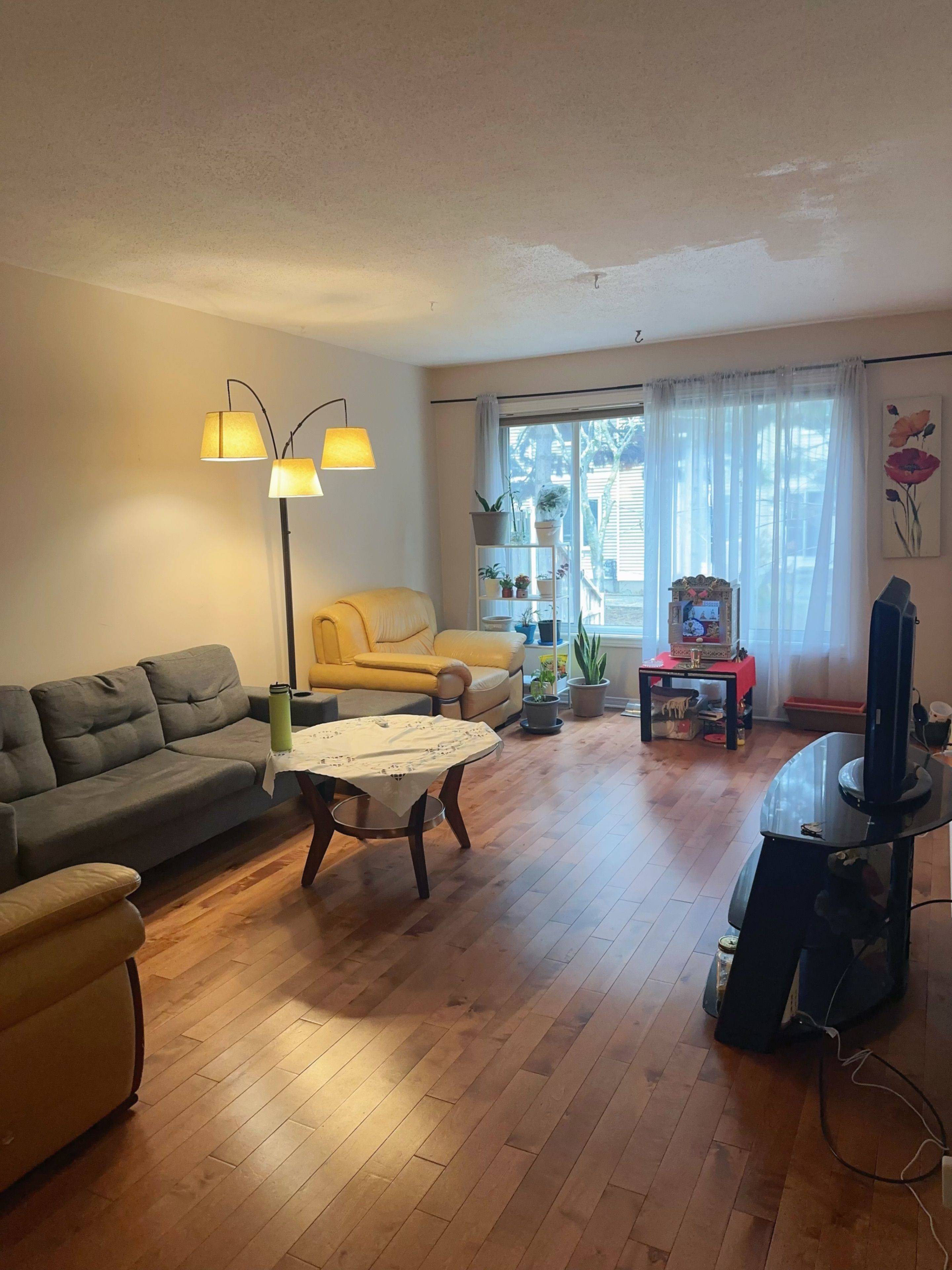 South Of Baseline To Knoxdale, ON K2G 5Y1,113 Stonebriar DR