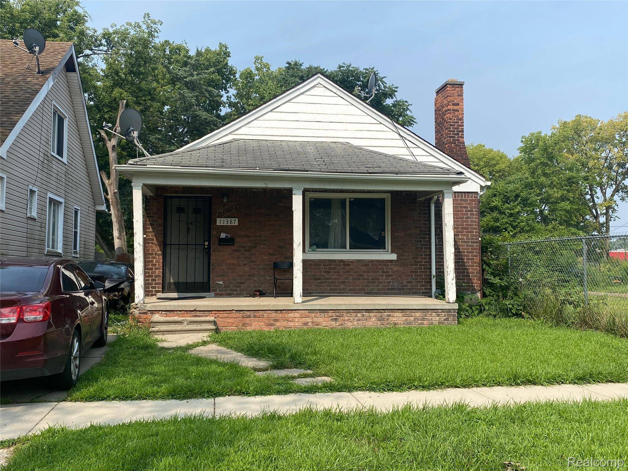 Detroit, MI 48227,11387 Asbury PARK