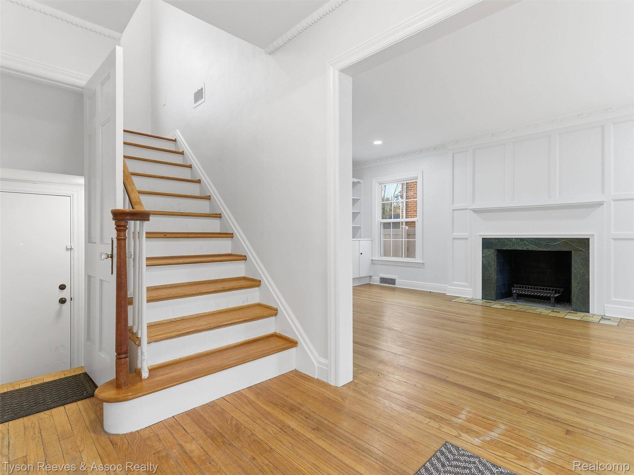 Detroit, MI 48223,14405 Stahelin AVE