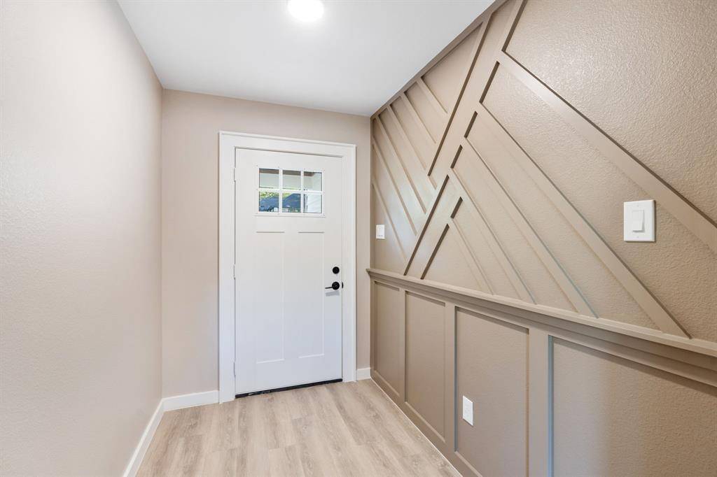 Wilmer, TX 75172,211 Garlock Street