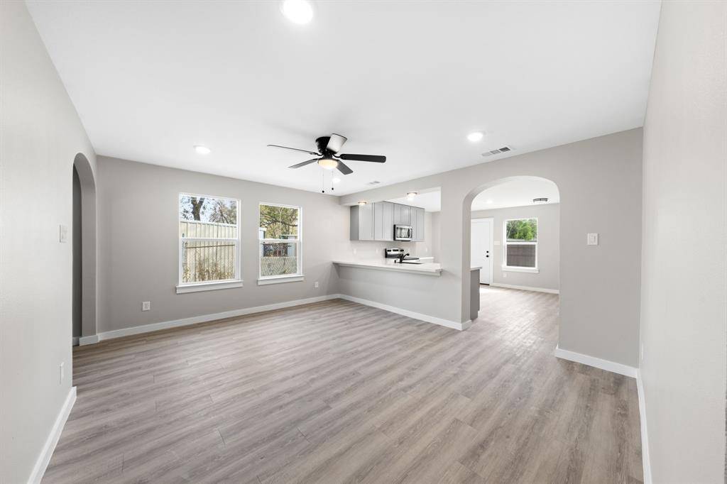 Wilmer, TX 75172,218 Chandler Street