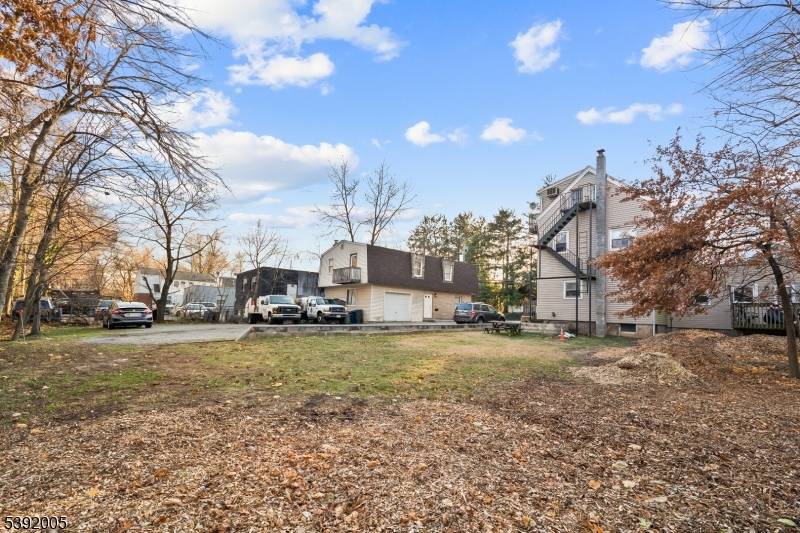 Saddle Brook Twp., NJ 07663,194 Saddle River Rd