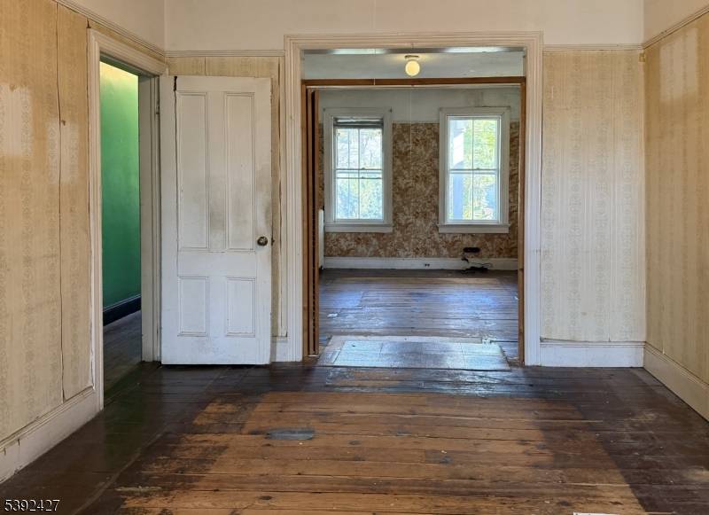 Summit City, NJ 07901,16 Beauvoir Ave