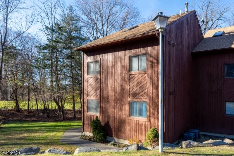 Vernon Twp., NJ 07462,10 Augusta Dr