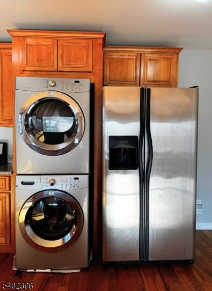 Linden City, NJ 07036,104 Luttgen Pl #4