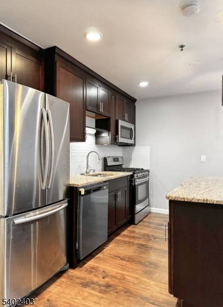 Rahway City, NJ 07065,41 E Cherry St #33