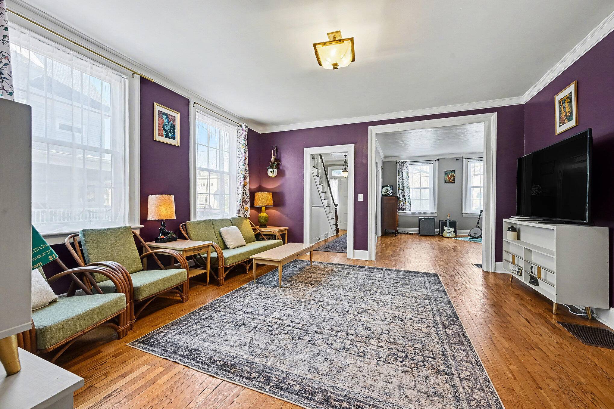 Allegan, MI 49010,327 Monroe ST