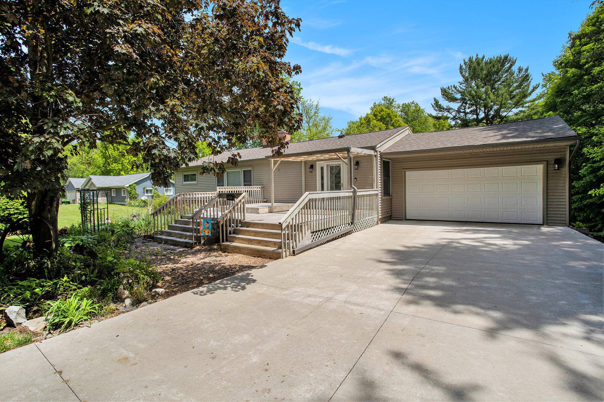 Battle Creek, MI 49014,19016 11 Mile RD