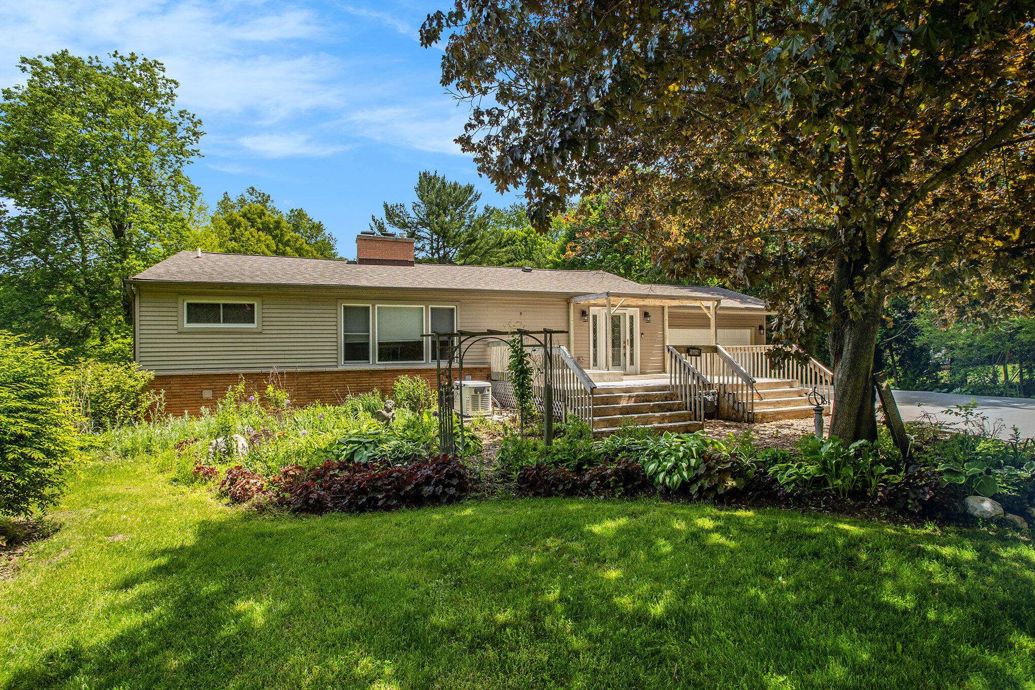 Battle Creek, MI 49014,19016 11 Mile RD