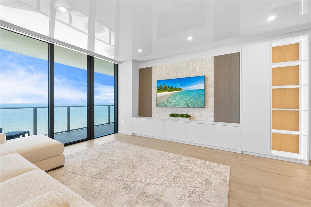 Pompano Beach, FL 33062,1116 N Ocean Blvd #904