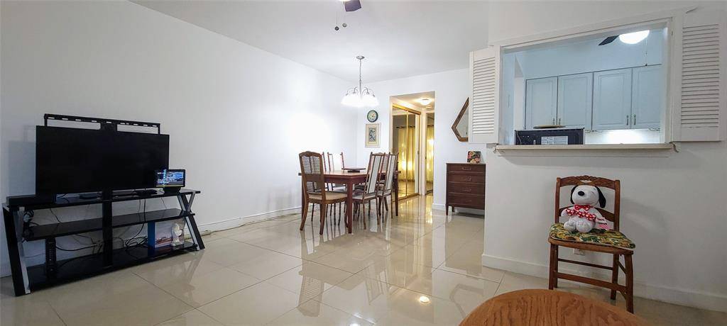 Deerfield Beach, FL 33442,227 Markham K #227