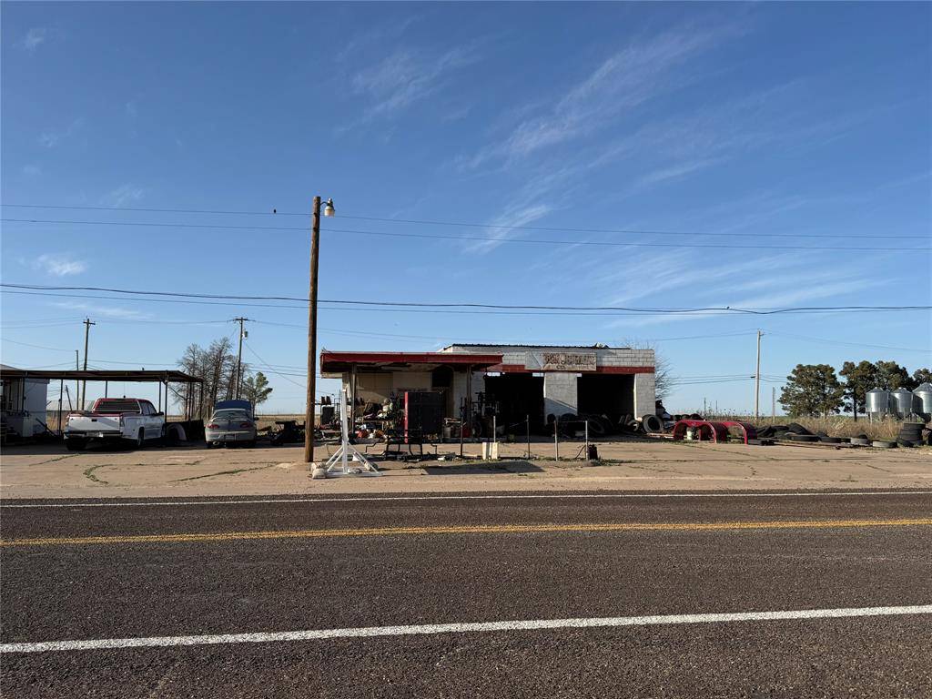 Munday, TX 76371,731 E G Street