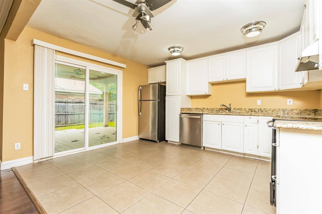 Dallas, TX 75249,7418 Emory Oak Lane