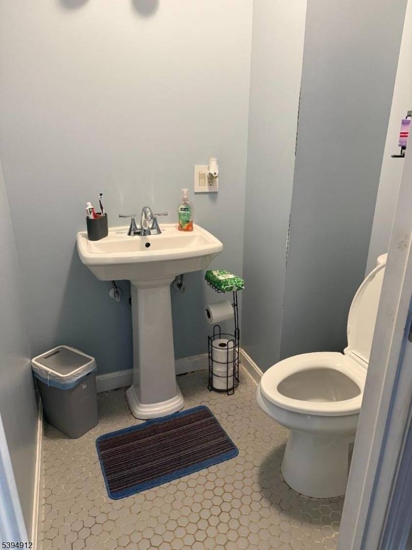 Belleville Twp., NJ 07109,212 Stephens St